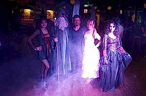 dans gecesi halloween